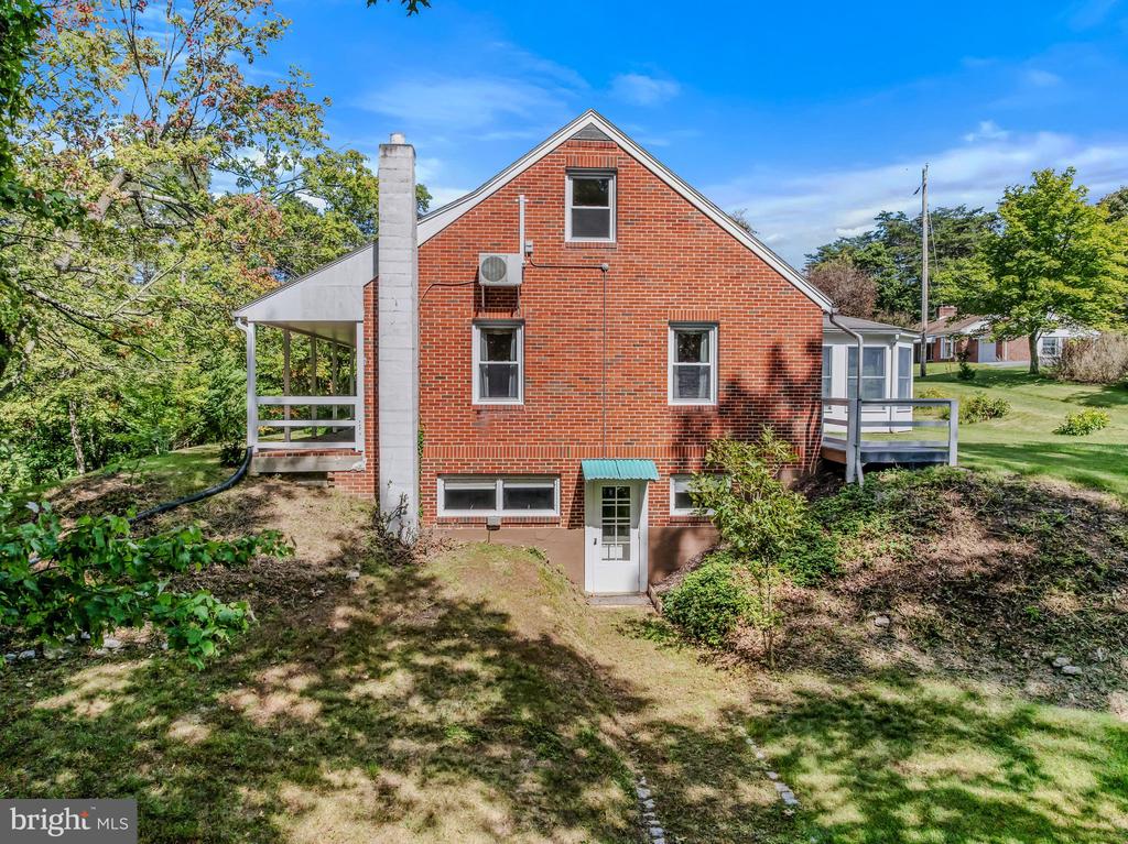 120 MERRYWOODS DRIVE