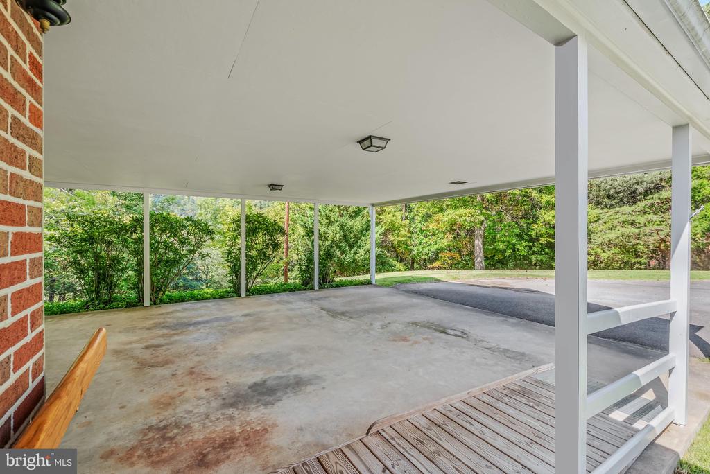 120 MERRYWOODS DRIVE