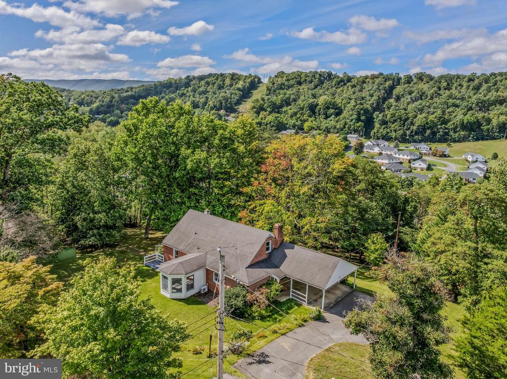 120 MERRYWOODS DRIVE