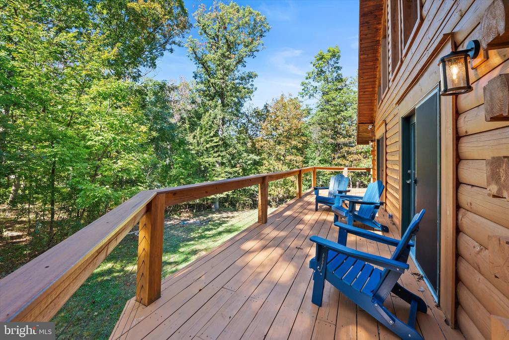 819 CANNON DRIVE