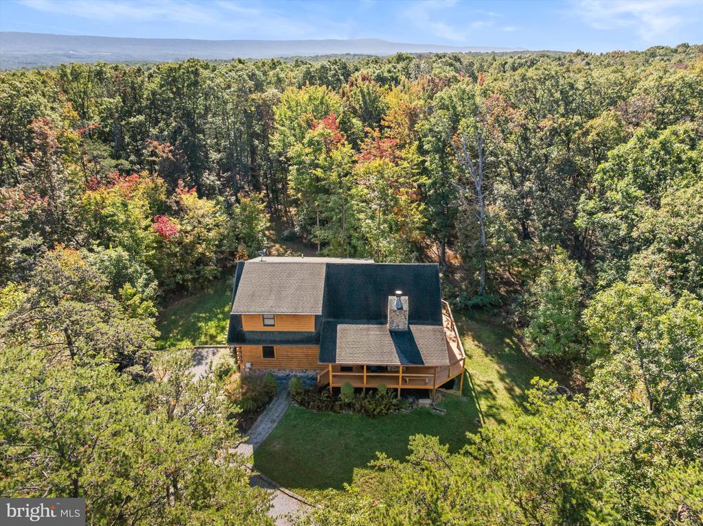 819 CANNON DRIVE