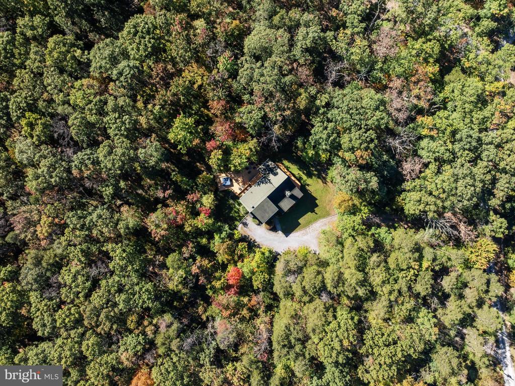 819 CANNON DRIVE