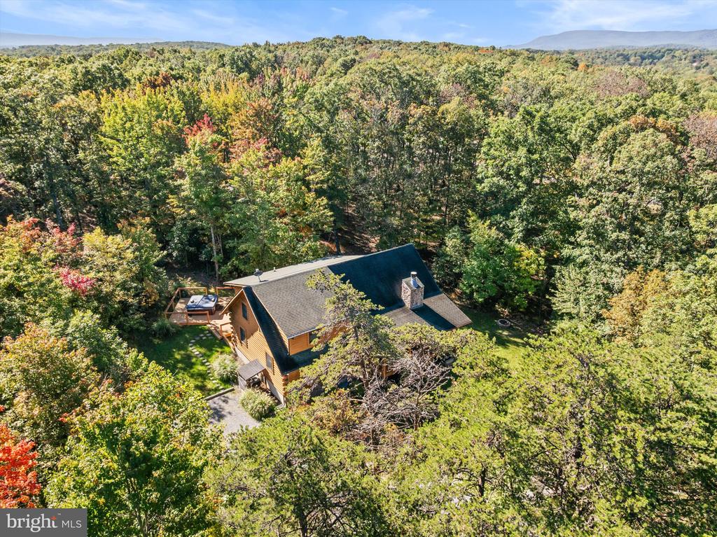 819 CANNON DRIVE