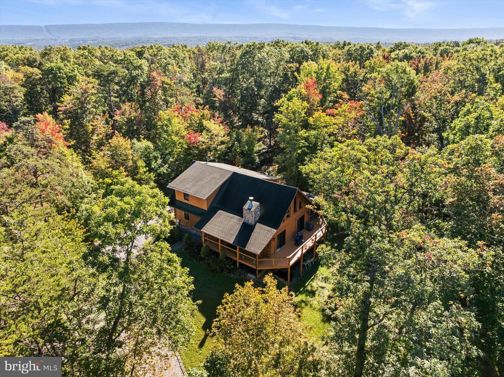 819 CANNON DRIVE