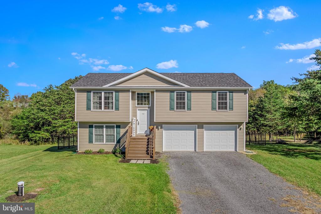 90 Ashton Circle Berkeley Springs WV