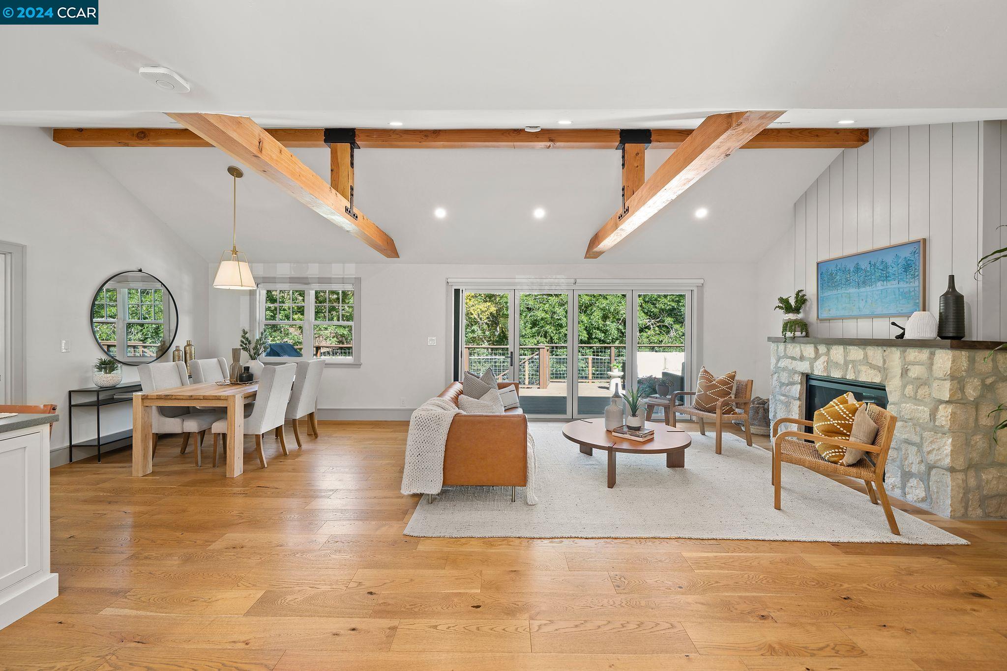 228 Castle Glen Rd