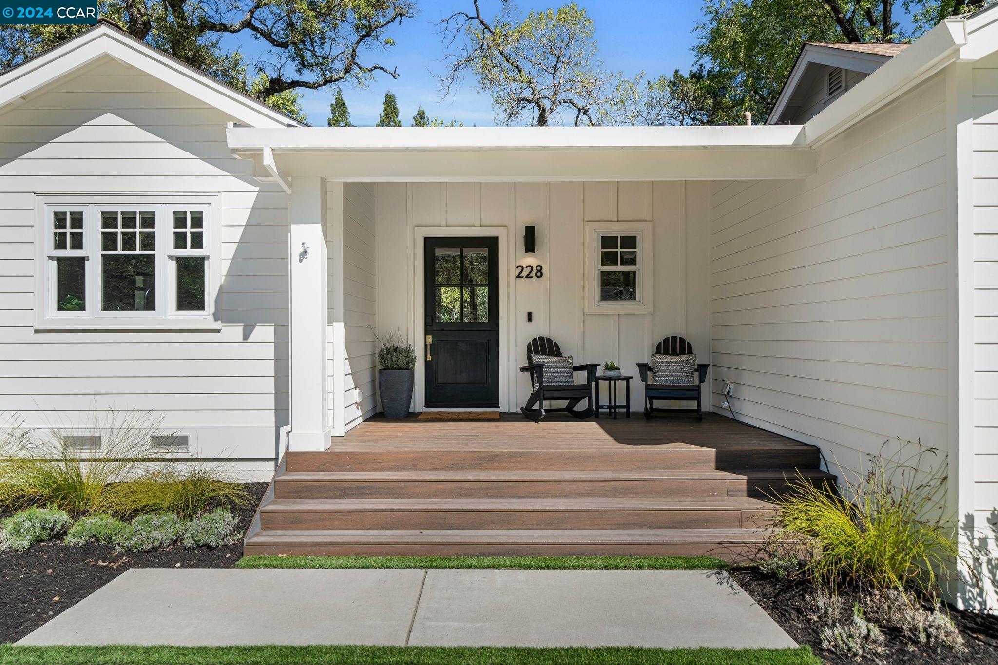 228 Castle Glen Rd