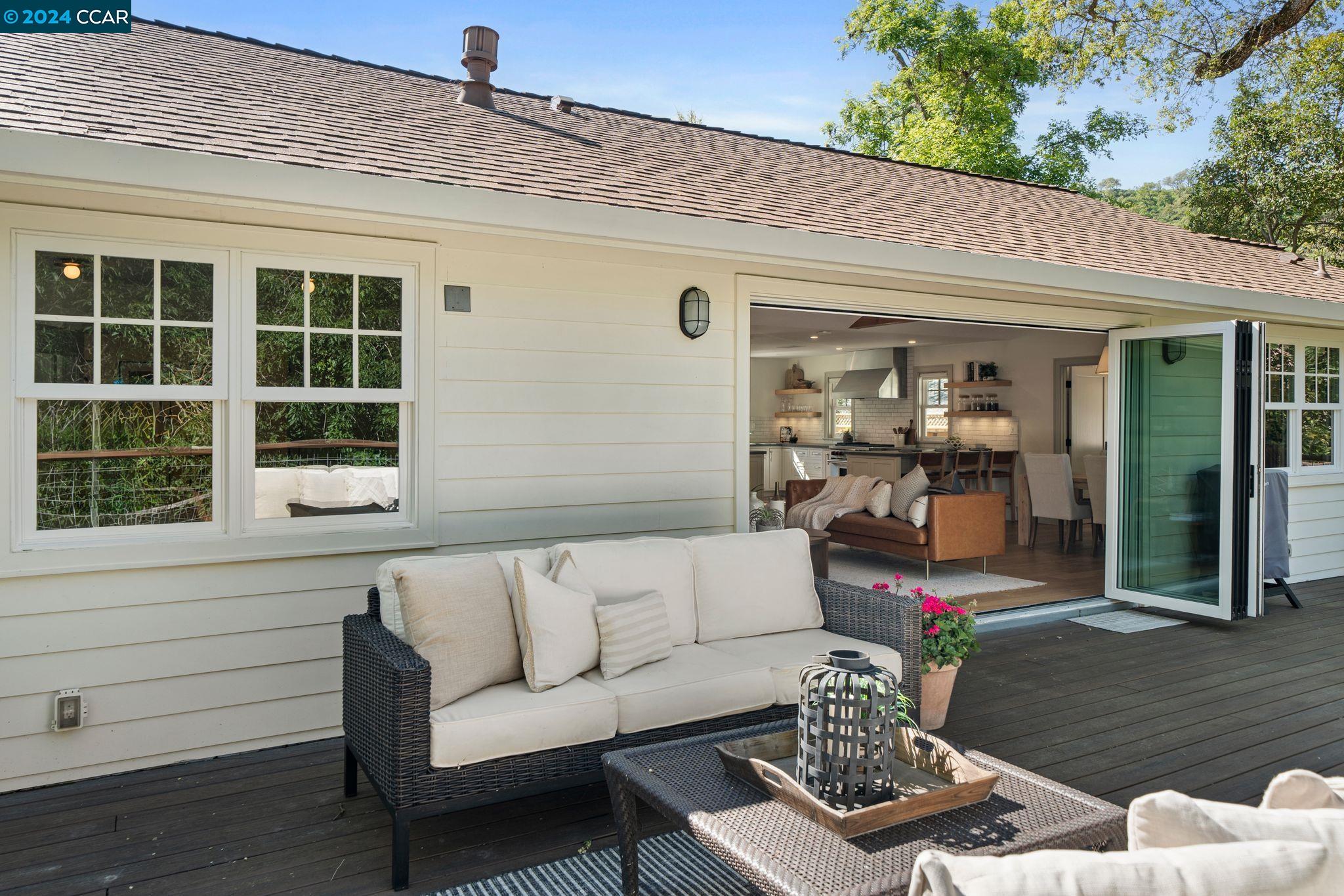 228 Castle Glen Rd