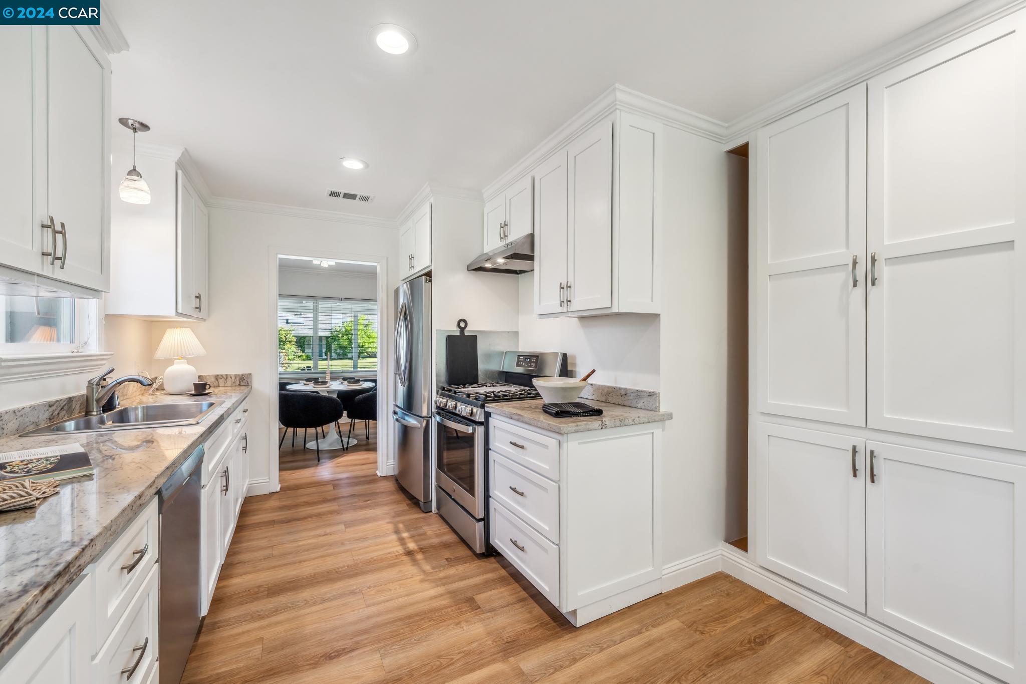 22 Dawn Dr