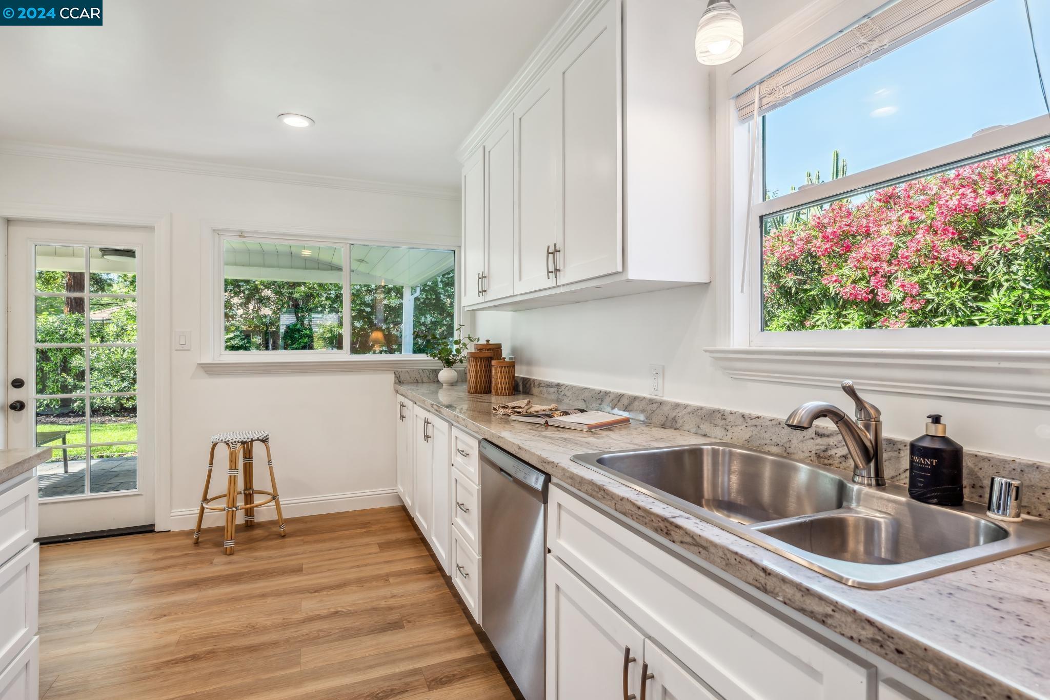 22 Dawn Dr