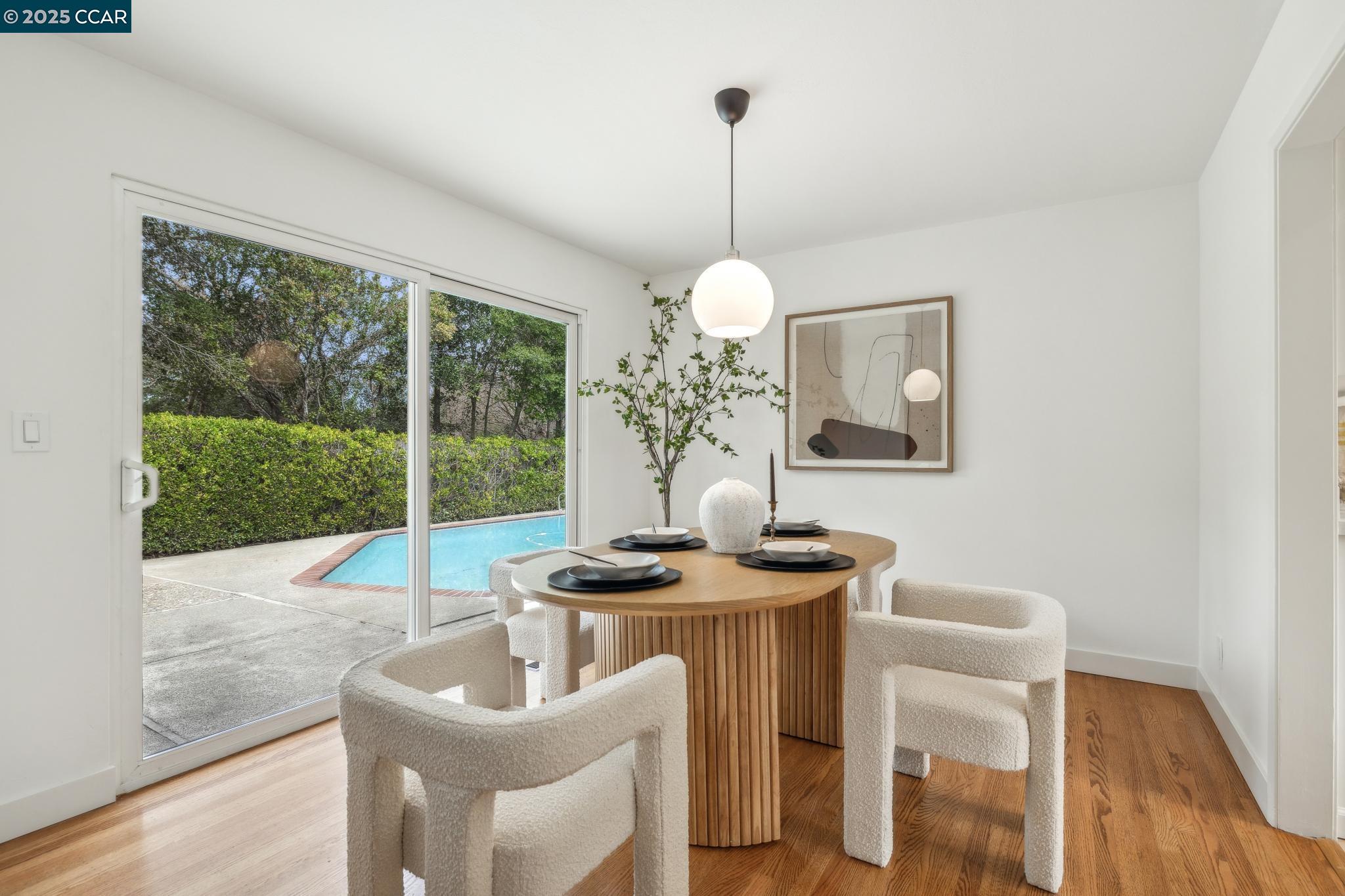 222 Contessa Ct