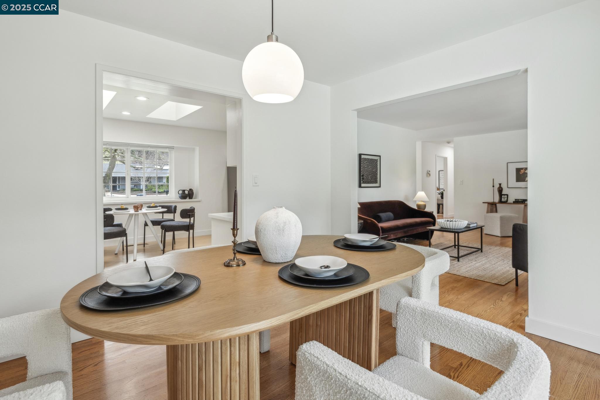 222 Contessa Ct