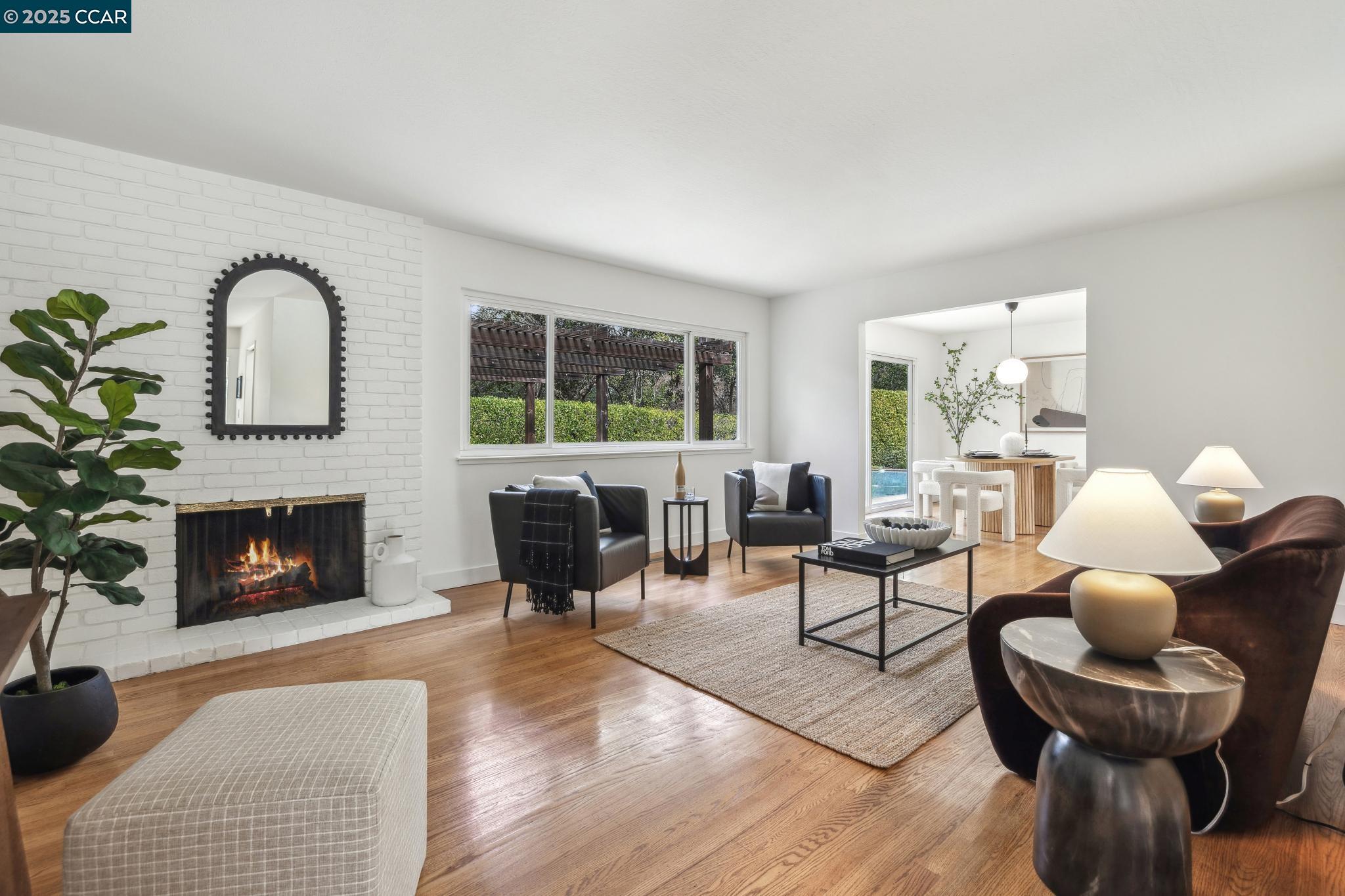 222 Contessa Ct
