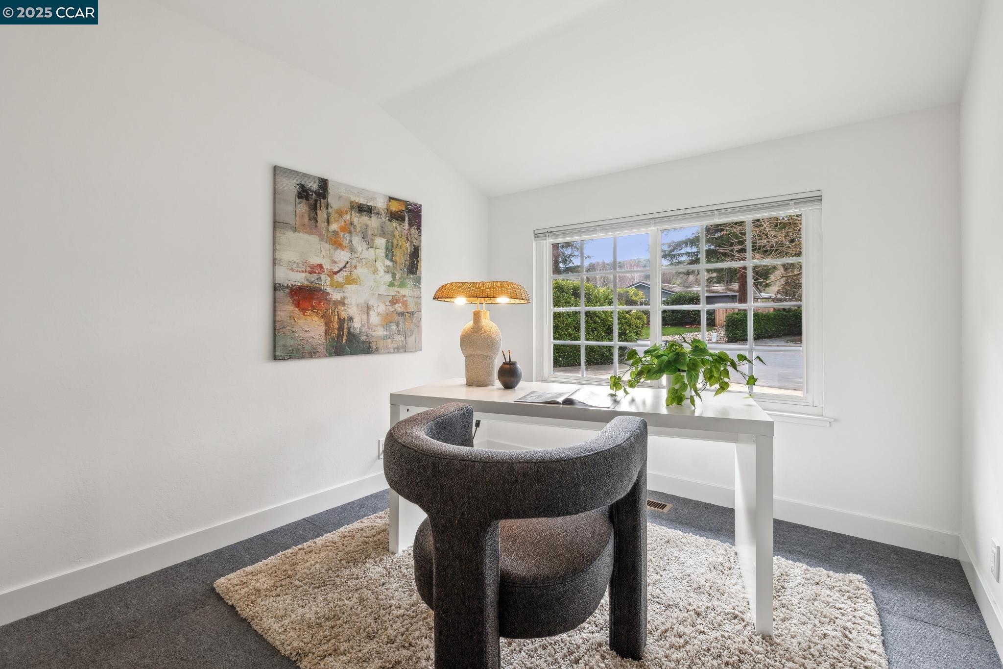 222 Contessa Ct