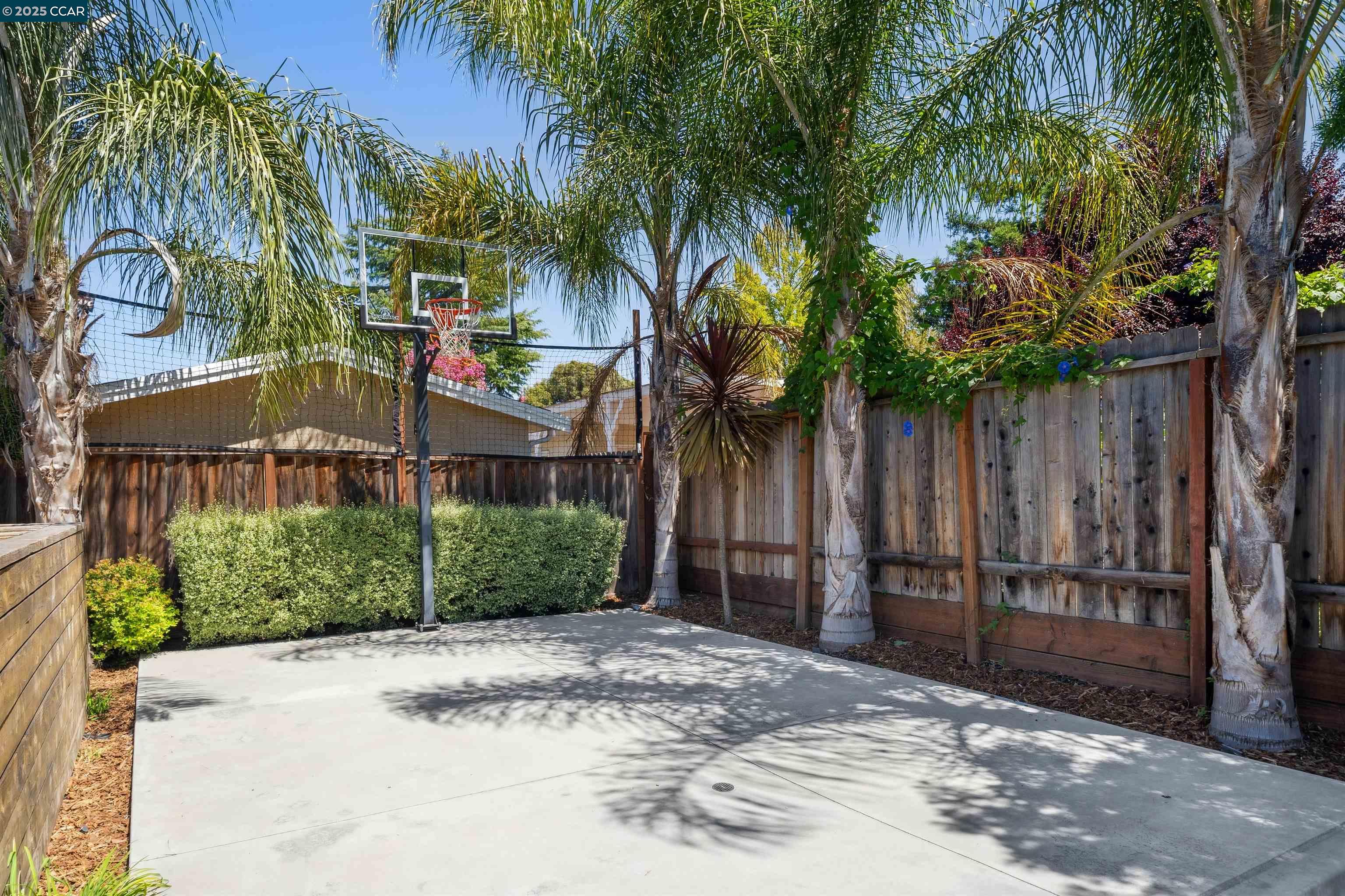 1519 Sunny Ct