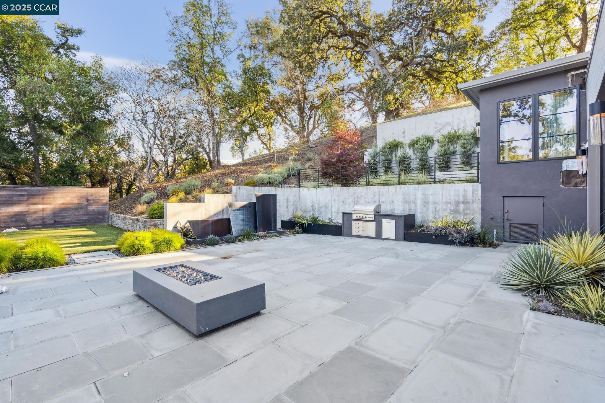 3647 Happy Valley Road