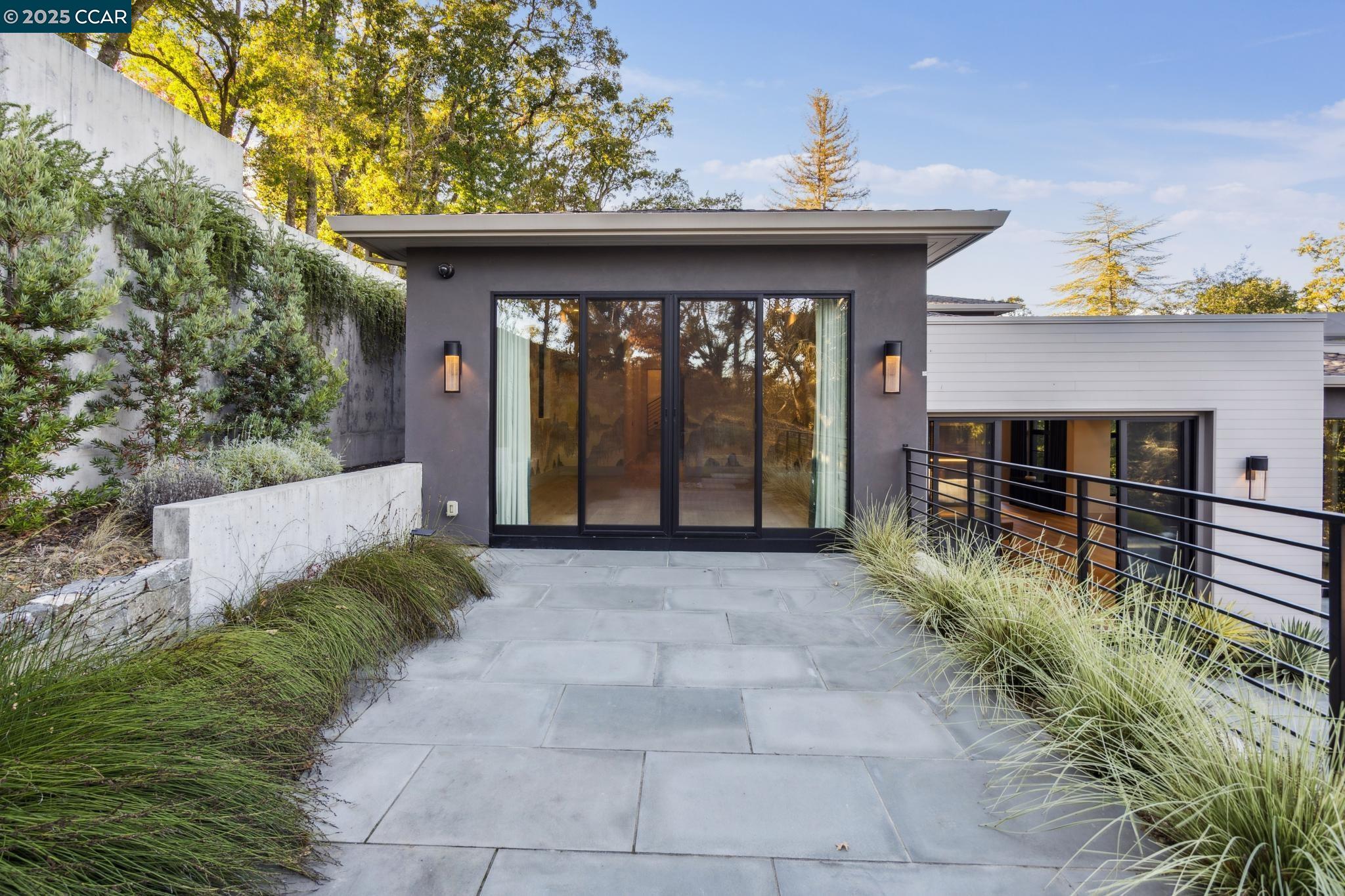 3647 Happy Valley Road