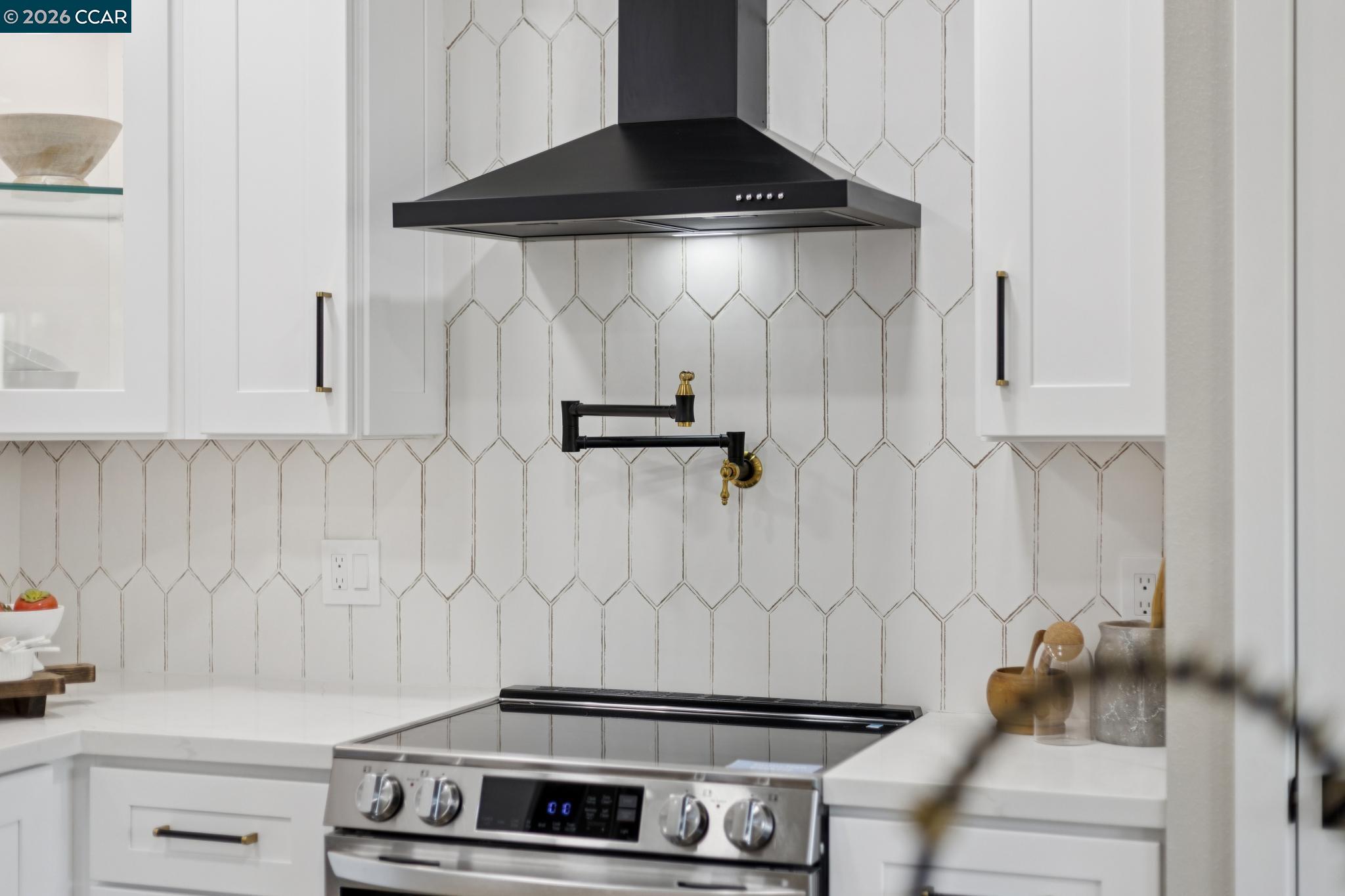 2101 Golden Rain Rd # 14