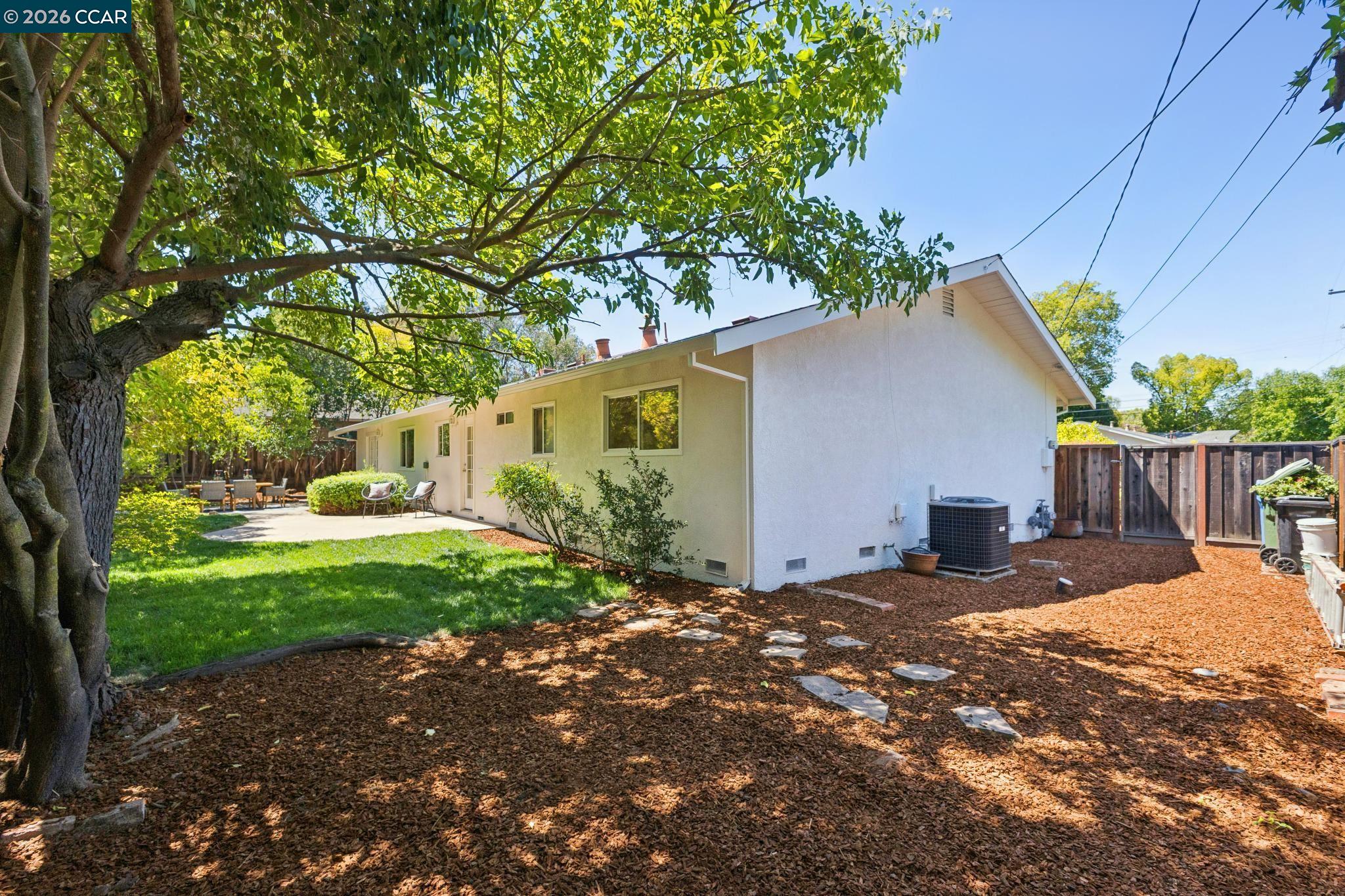 13 Anne Ct