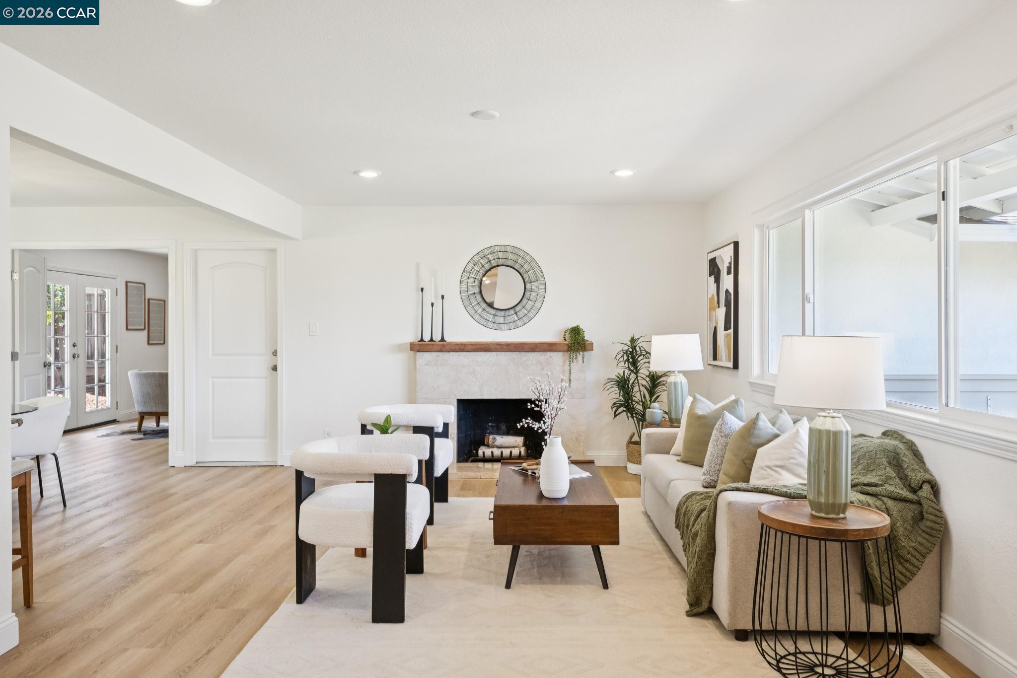 13 Anne Ct