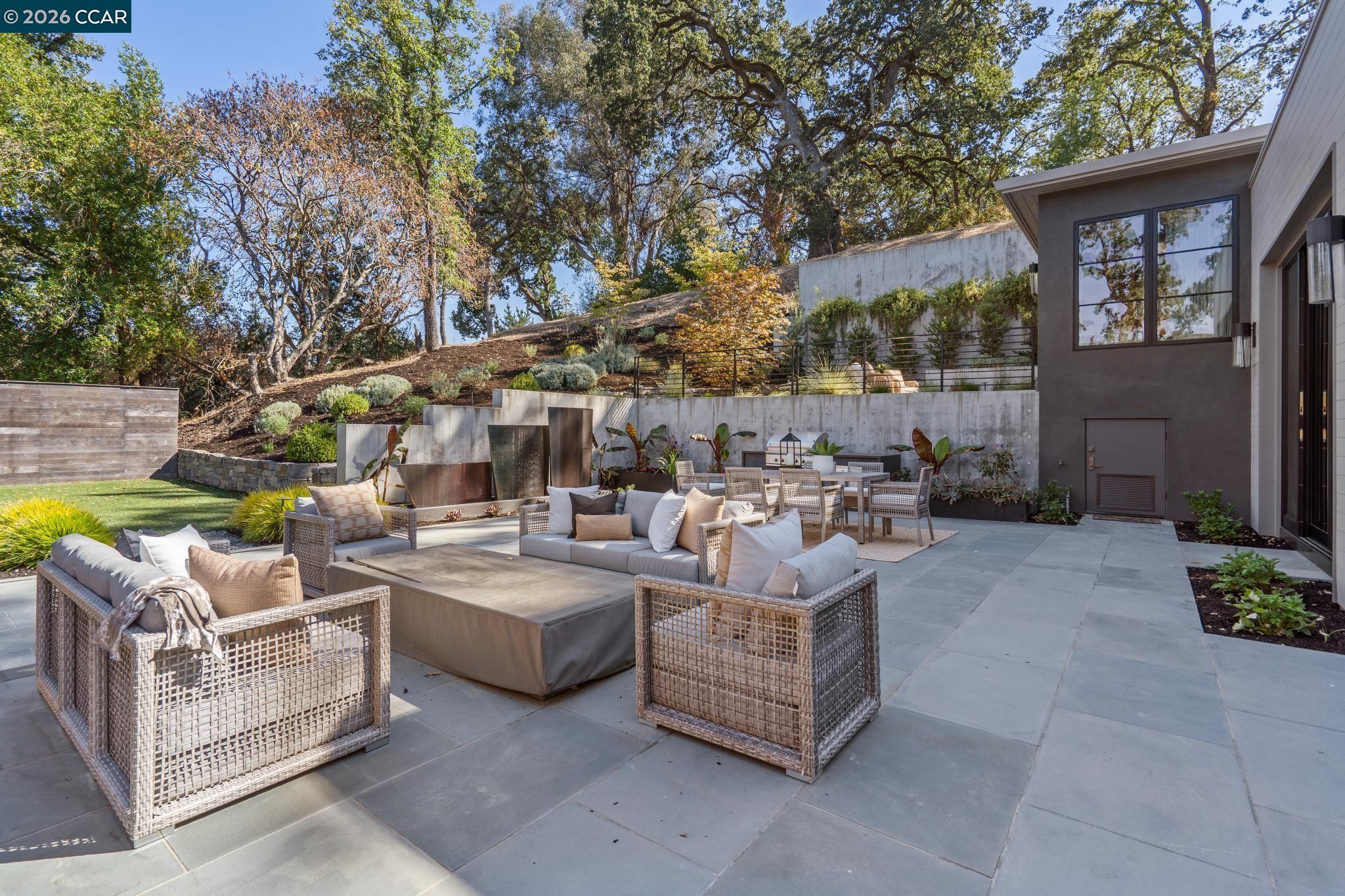 3647 Happy Valley Rd