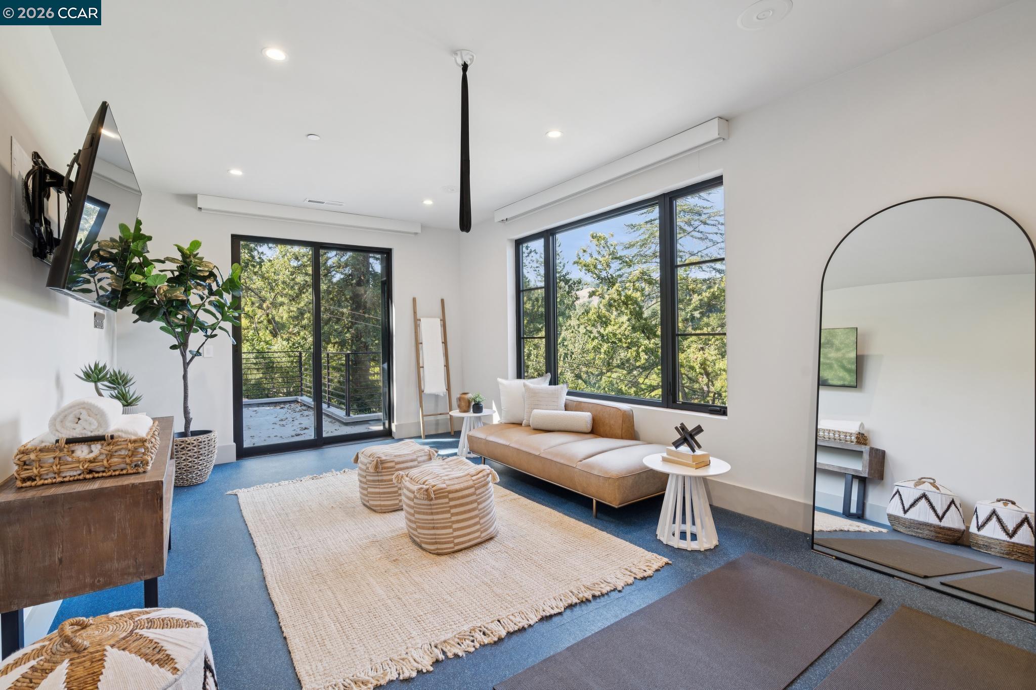 3647 Happy Valley Rd