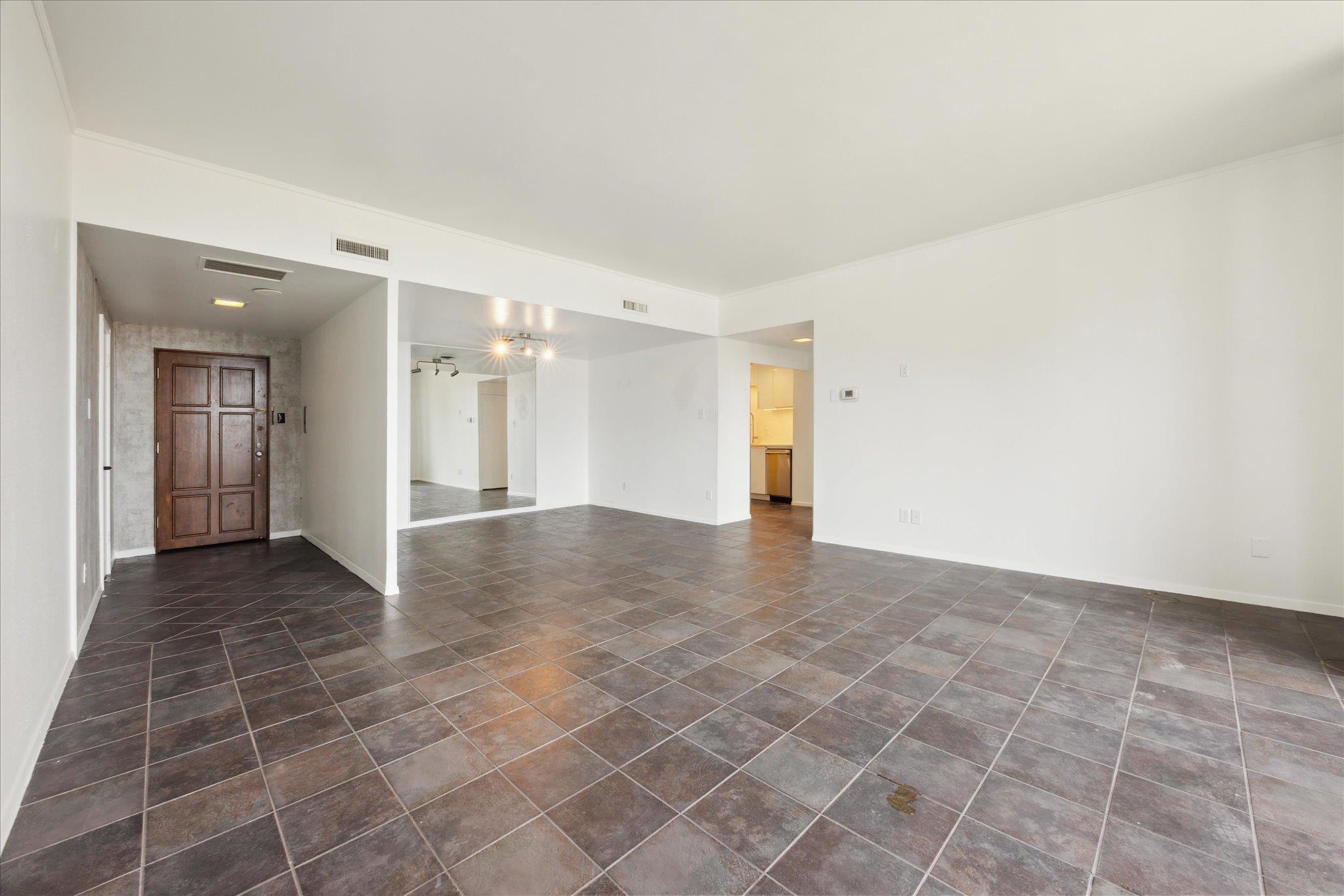 1801 Lavaca ST # 4D