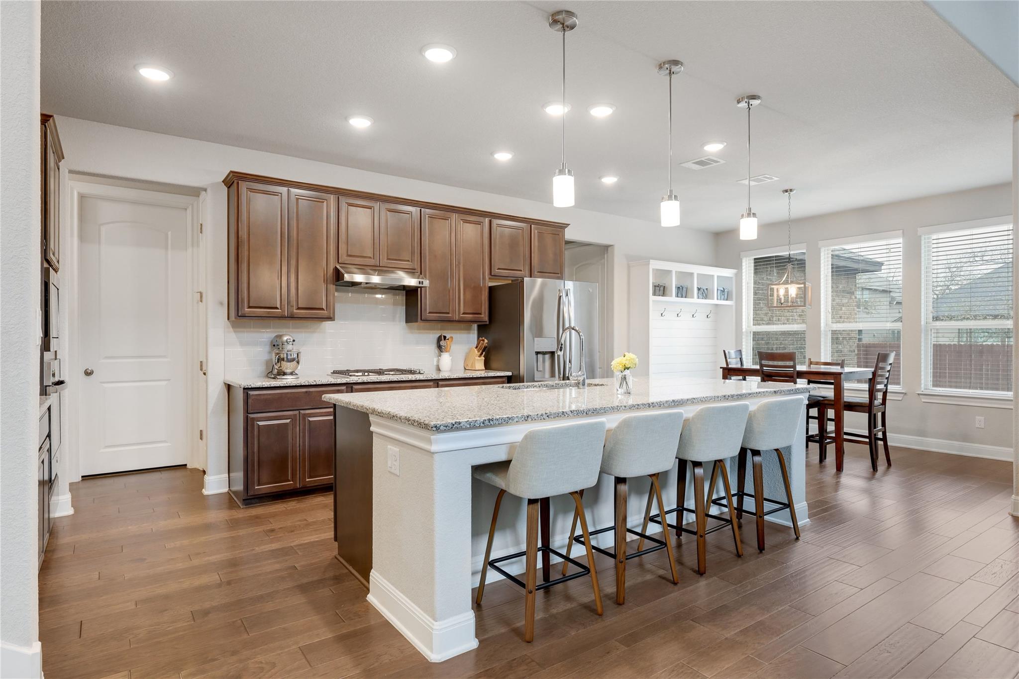 2913 Mossy Springs DR