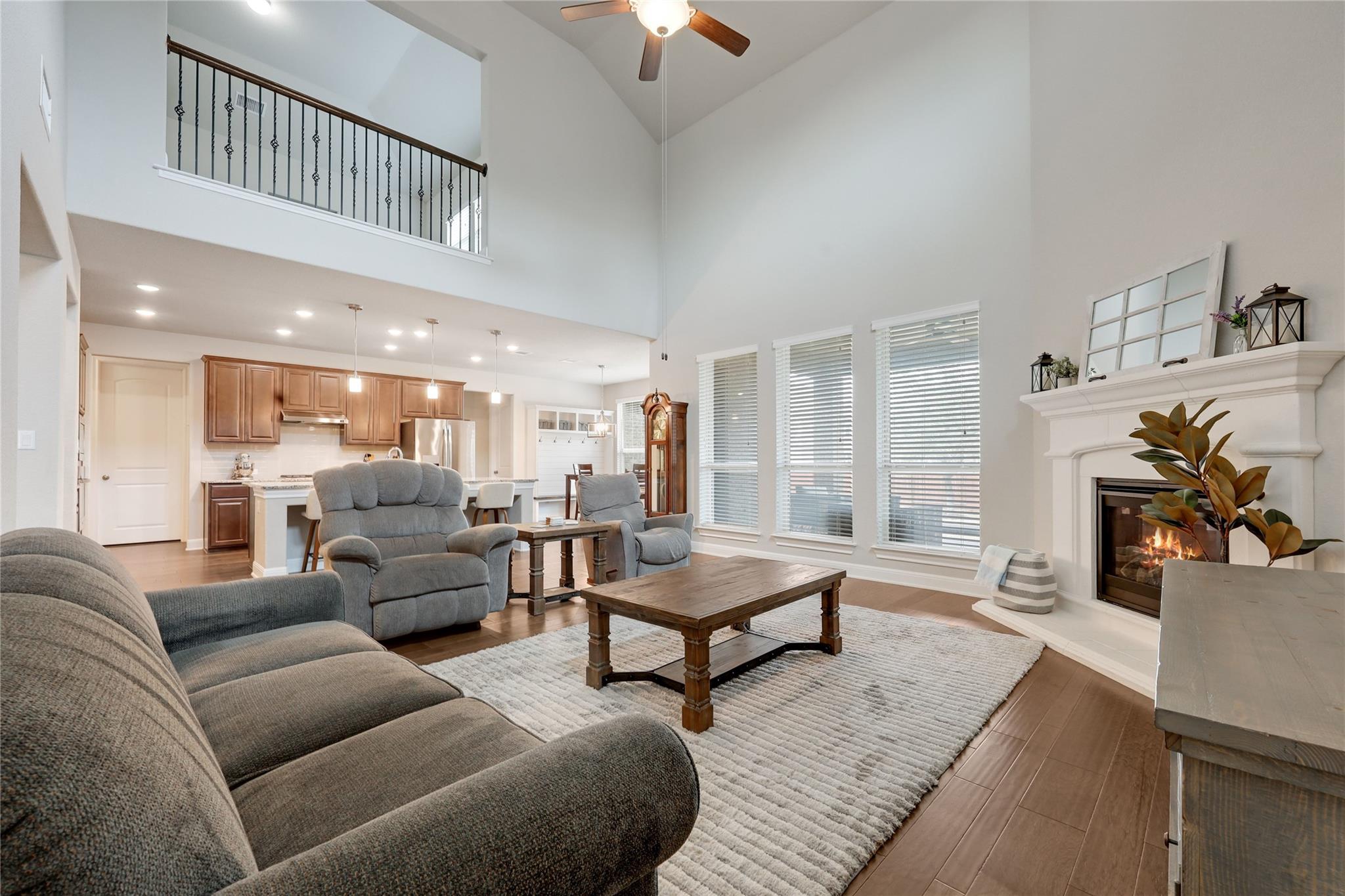 2913 Mossy Springs DR