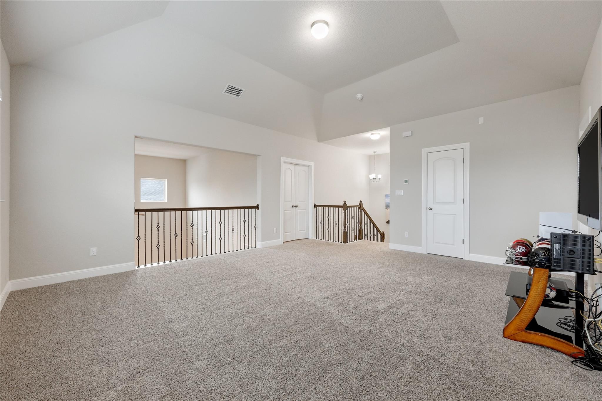 2913 Mossy Springs DR