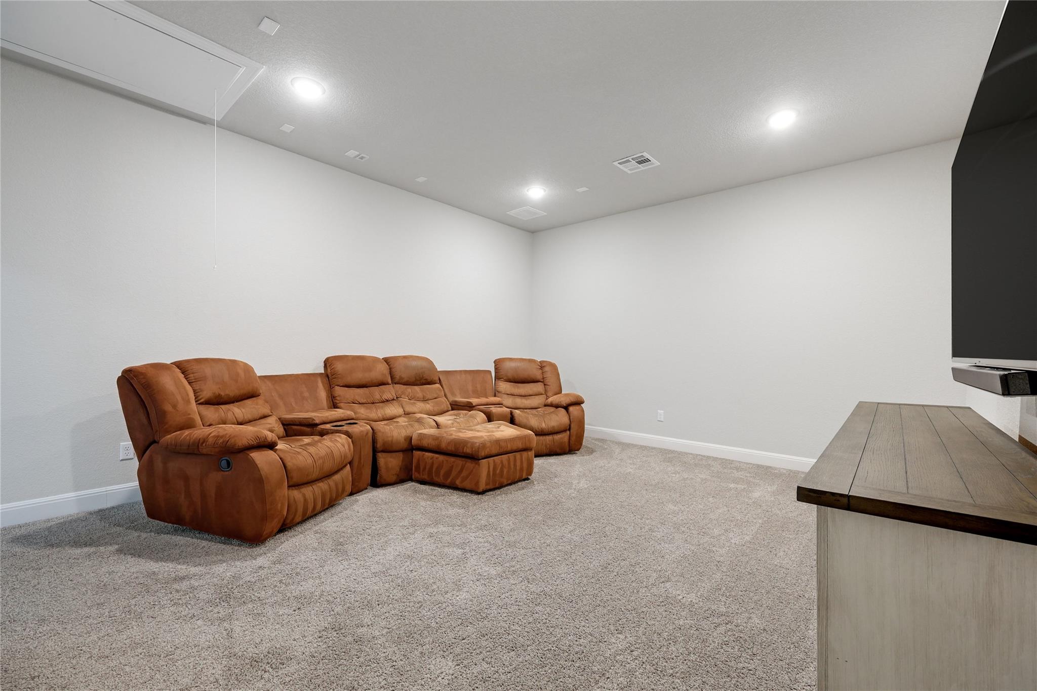 2913 Mossy Springs DR