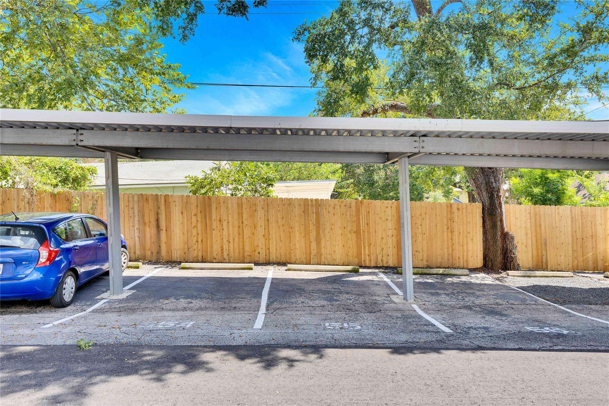 2200 Dickson DR # 217