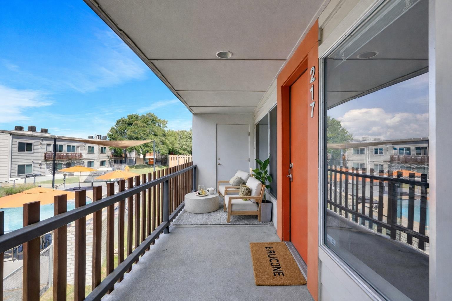 2200 Dickson DR # 217