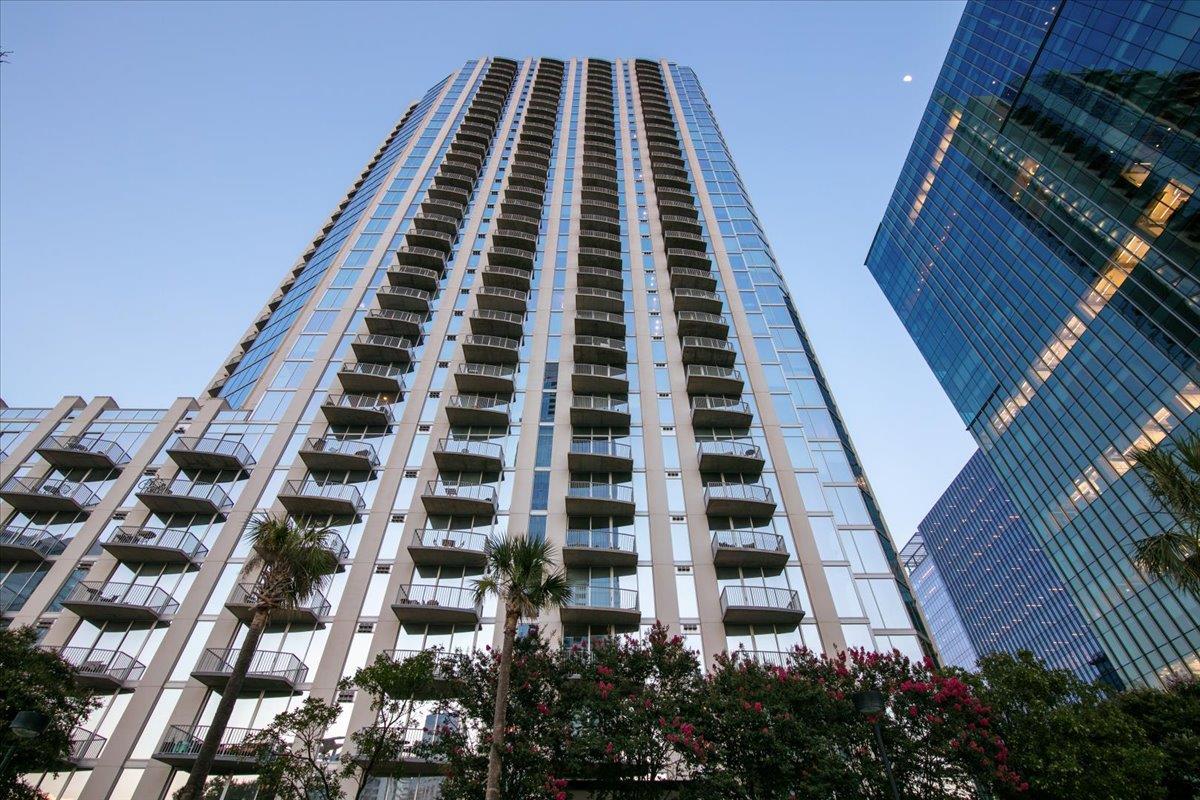 360 Nueces ST # 2101