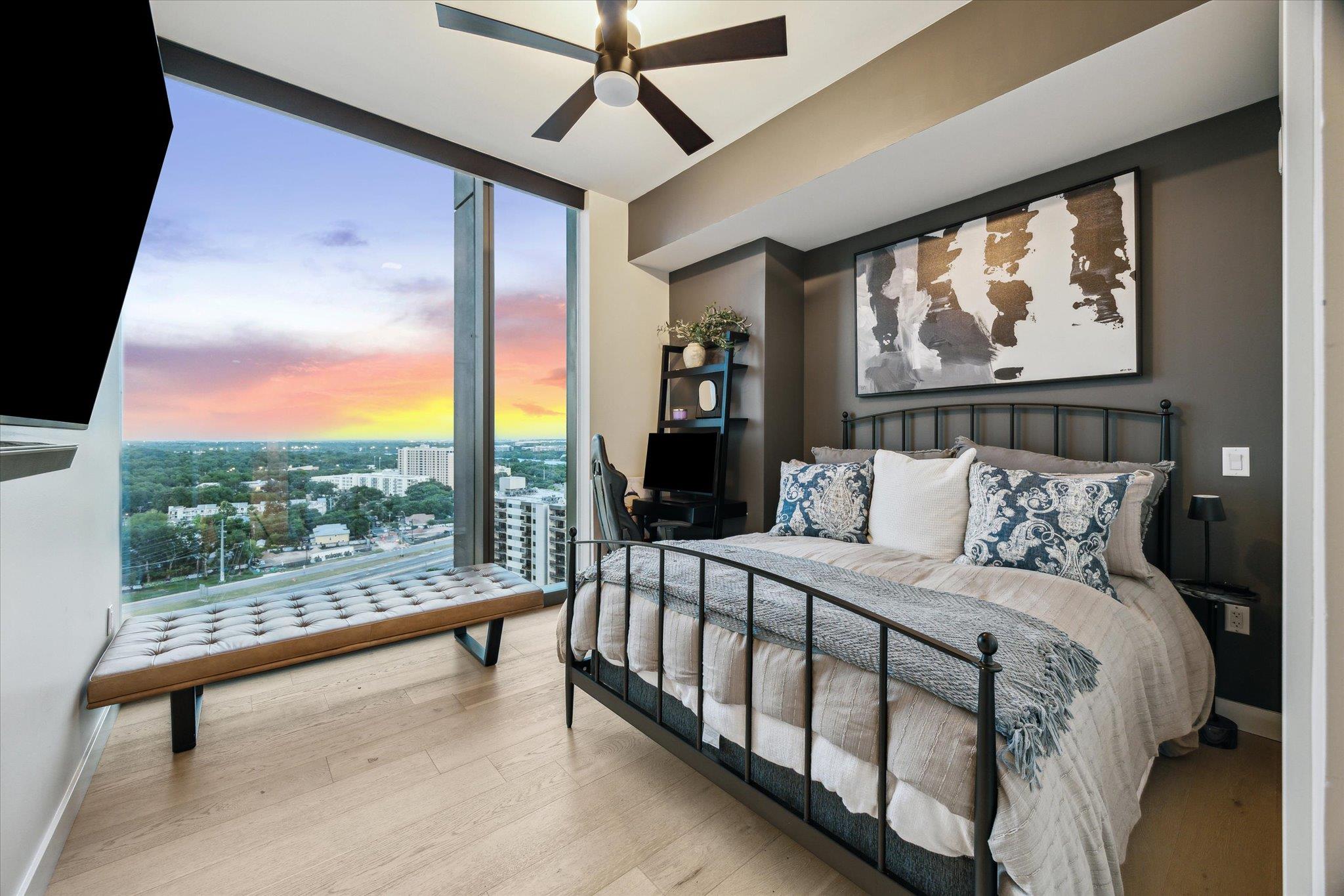 44 East Ave # 1607