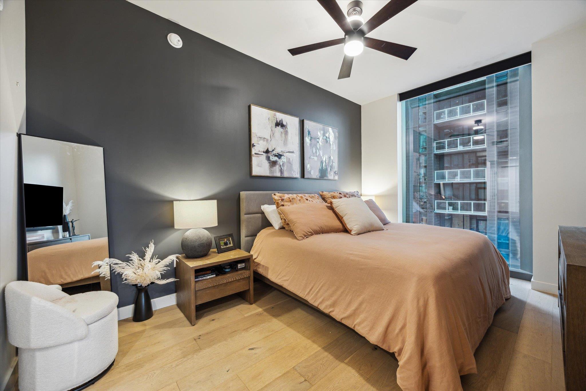 44 East Ave # 1607