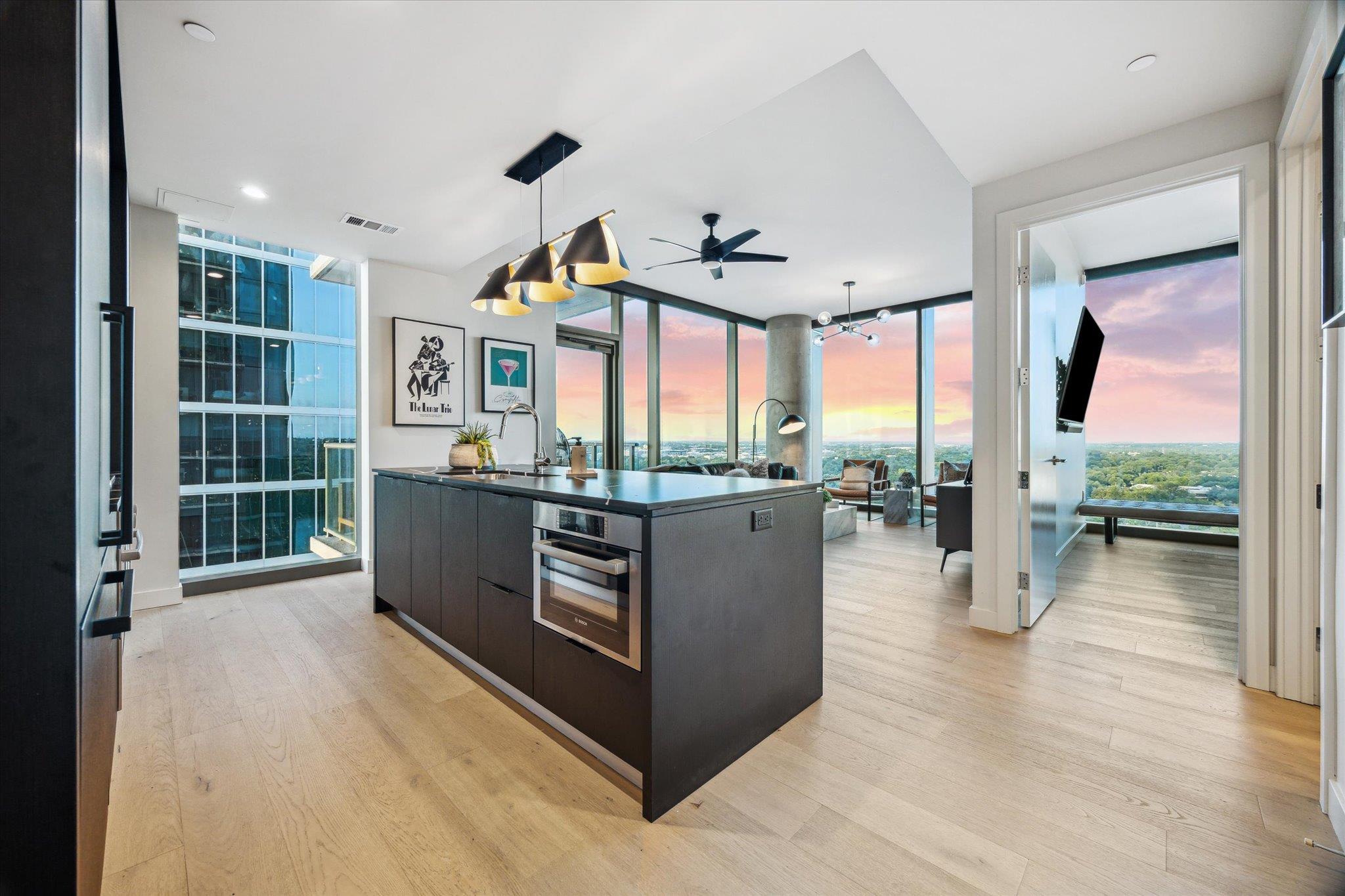 44 East Ave # 1607