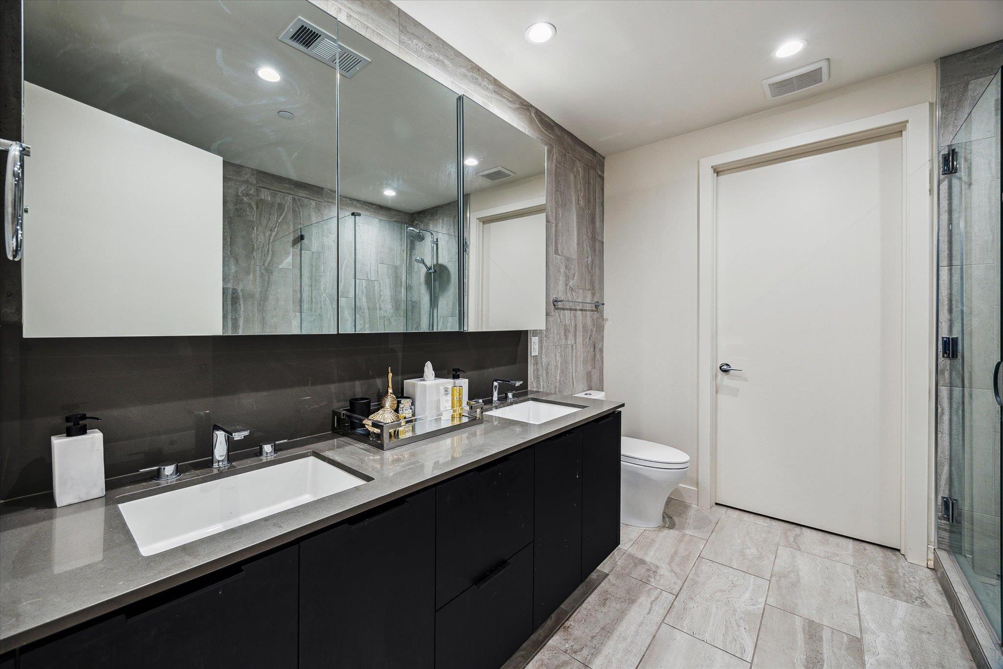 44 East Ave # 1607