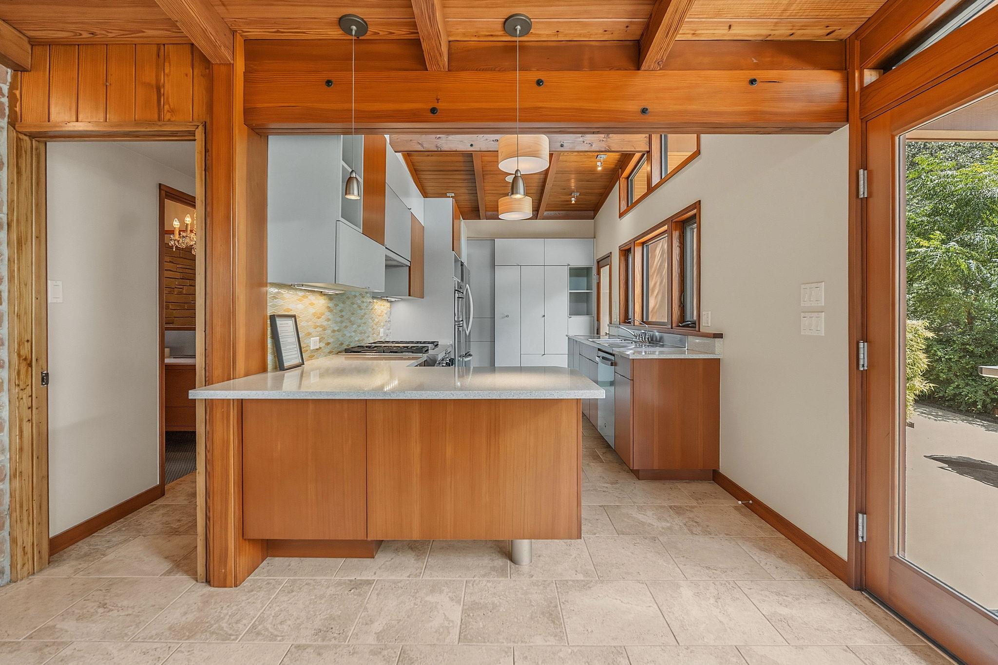 407 Almarion DR