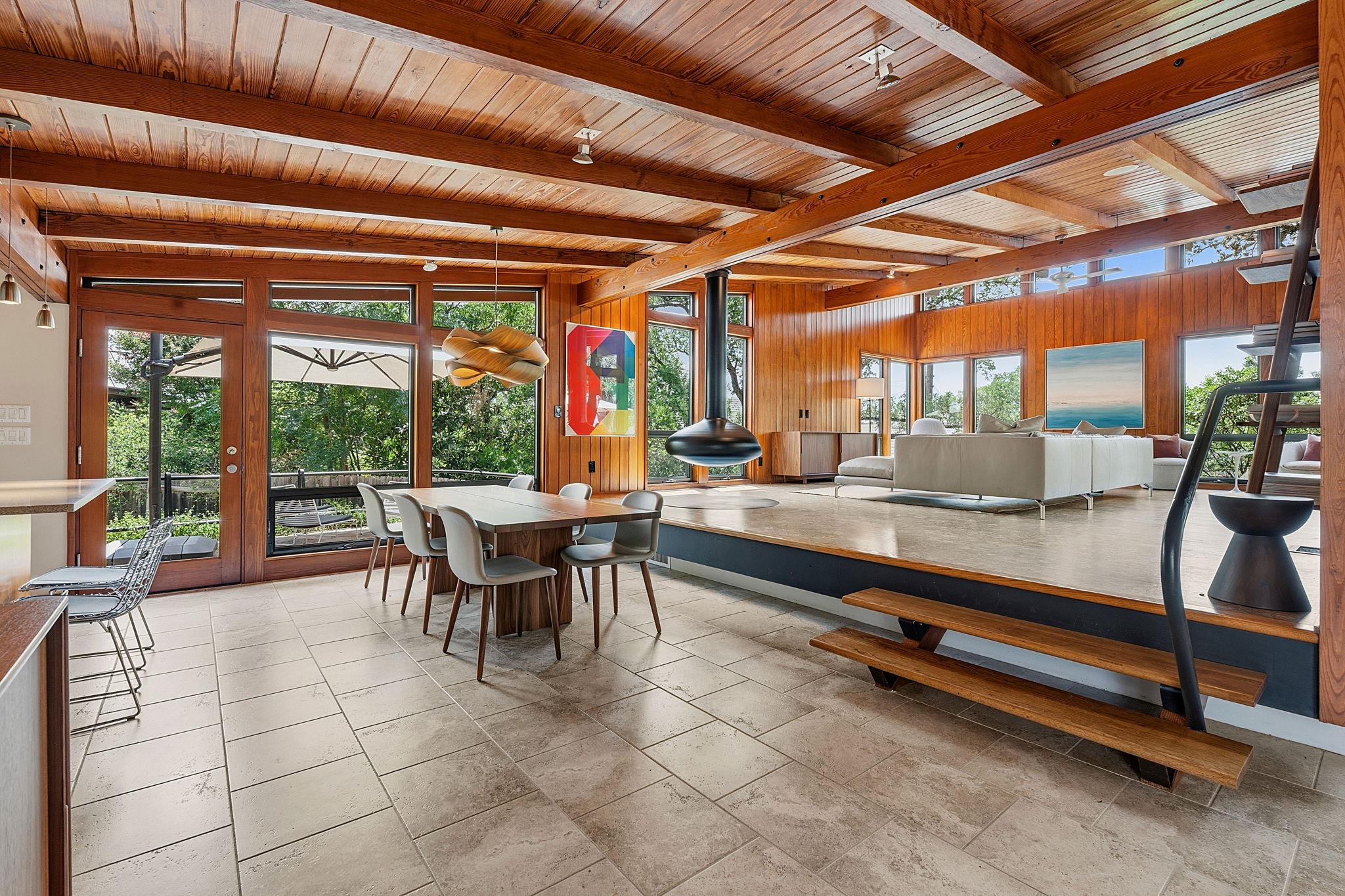 407 Almarion DR