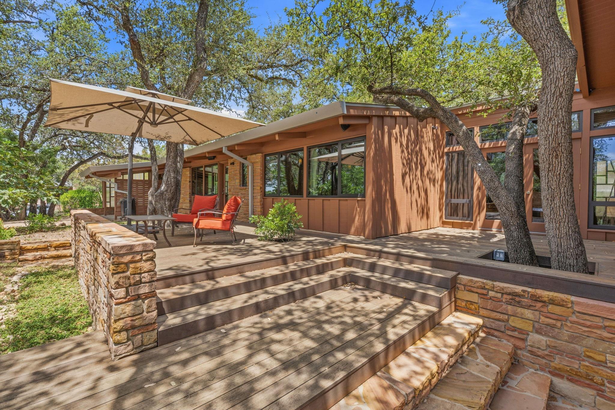 407 Almarion DR