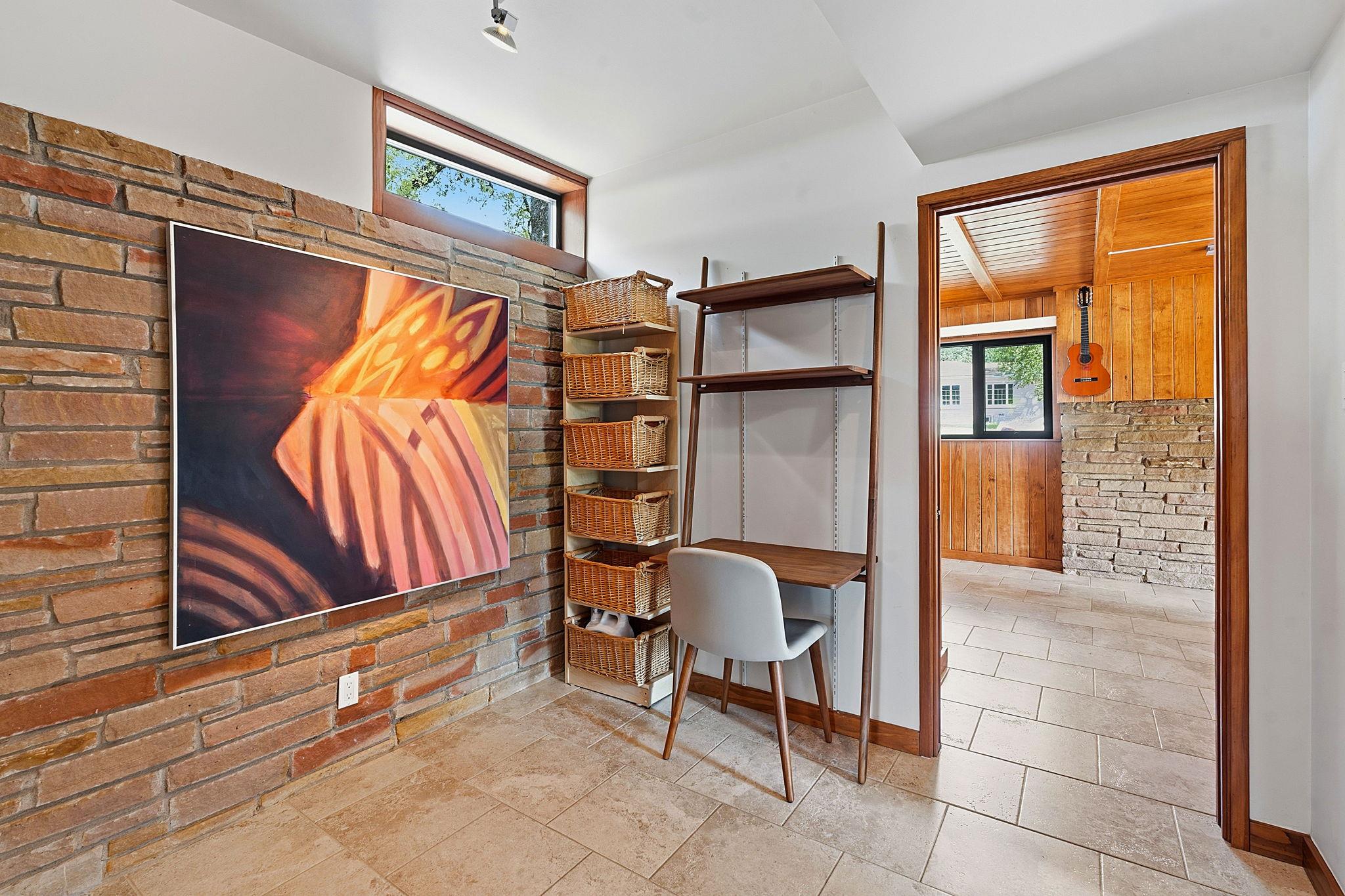 407 Almarion DR