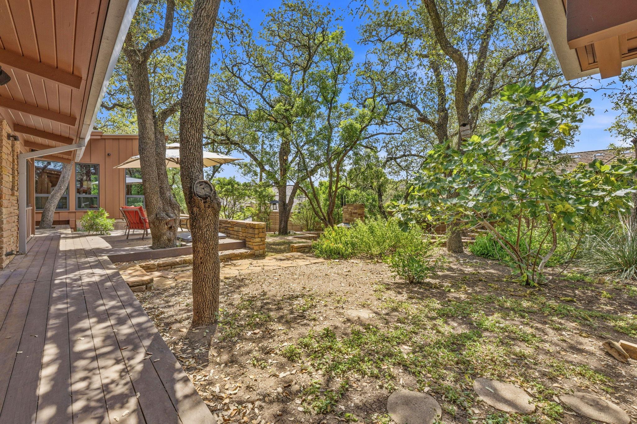 407 Almarion DR