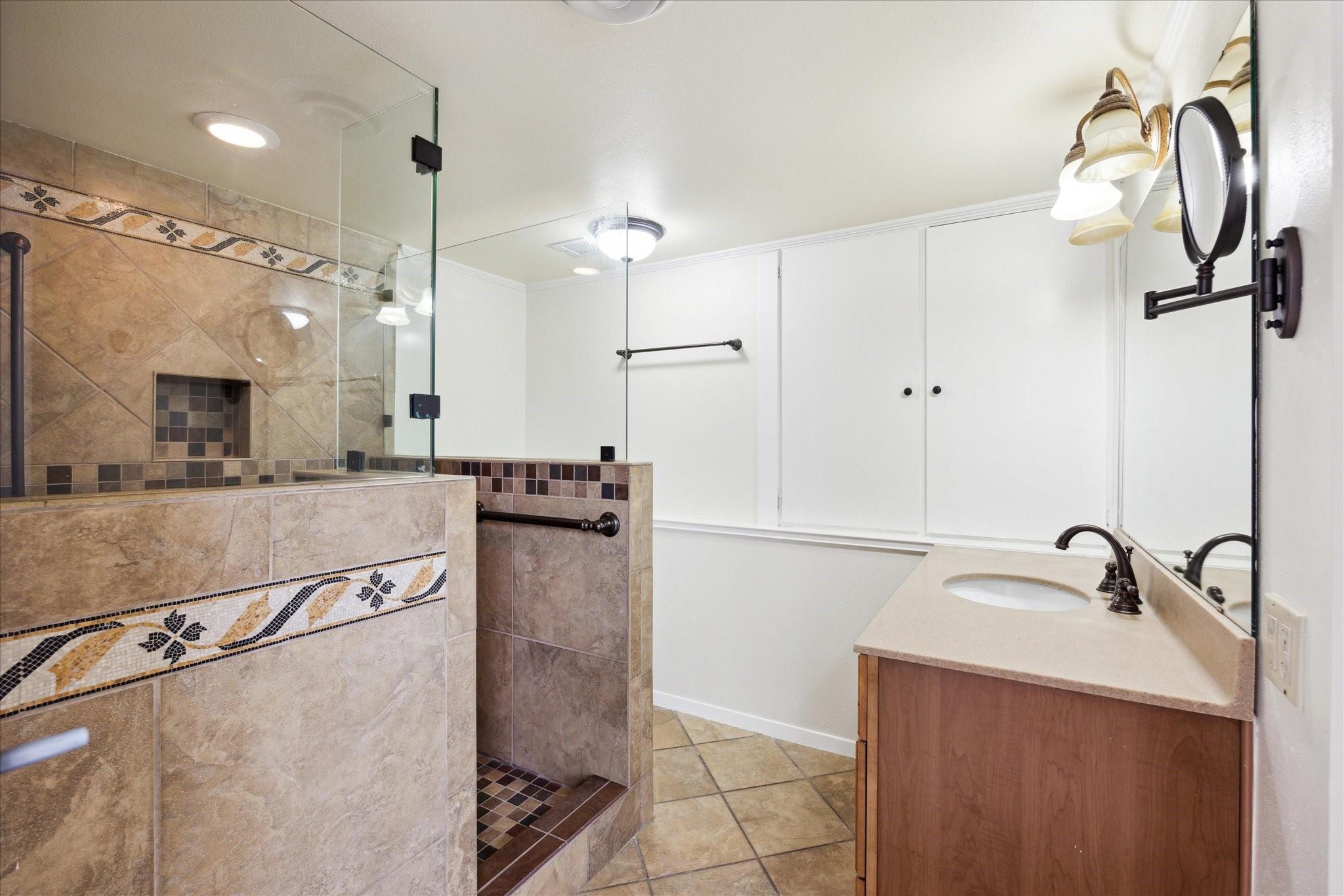 1801 Lavaca ST # 2D
