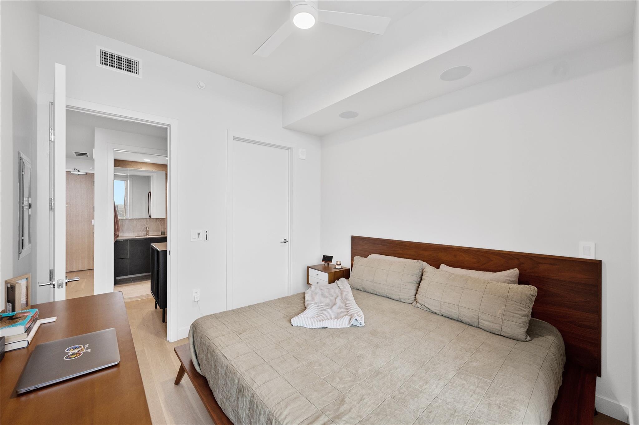 44 East Ave # 1504