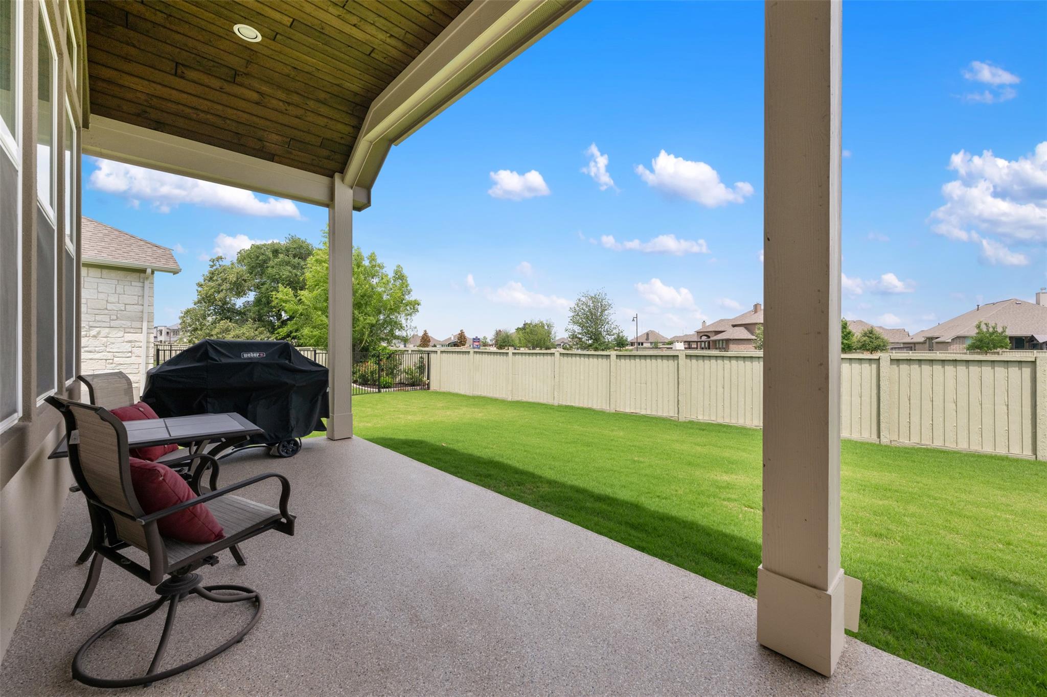 825 Faith DR