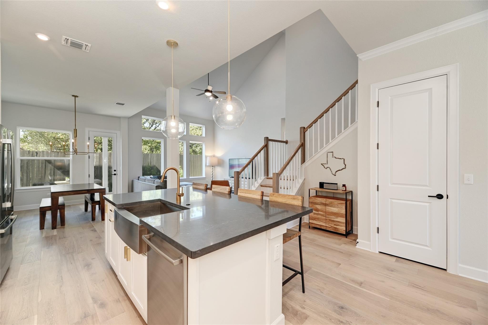5820 Harper Park DR