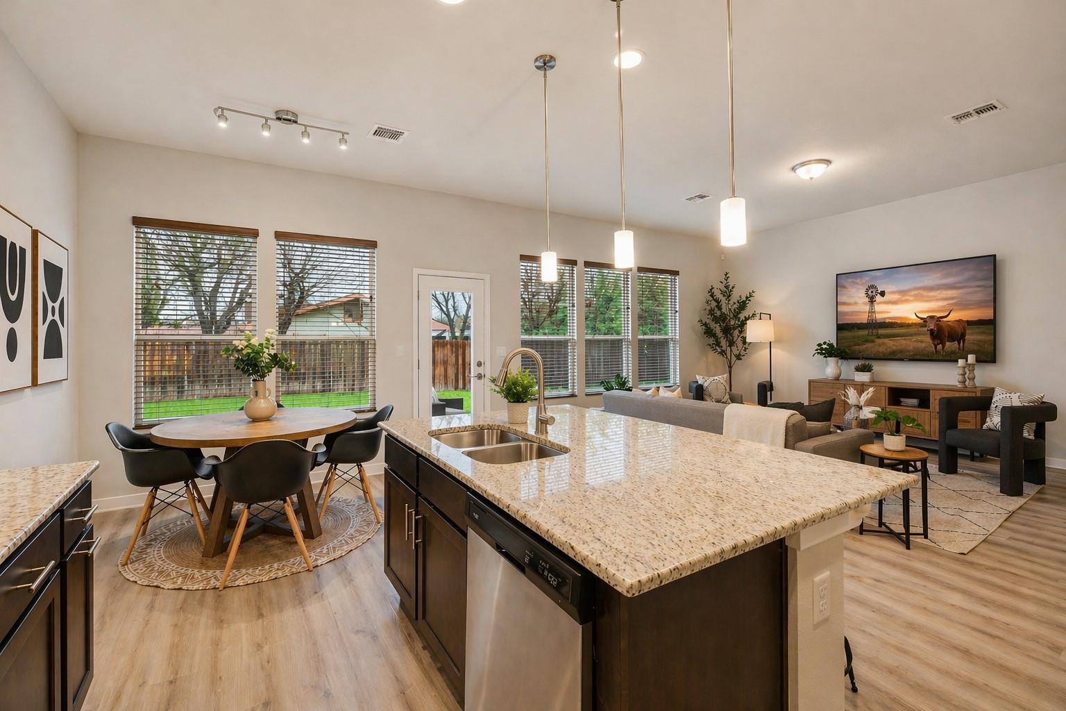 1208 Limelight LN