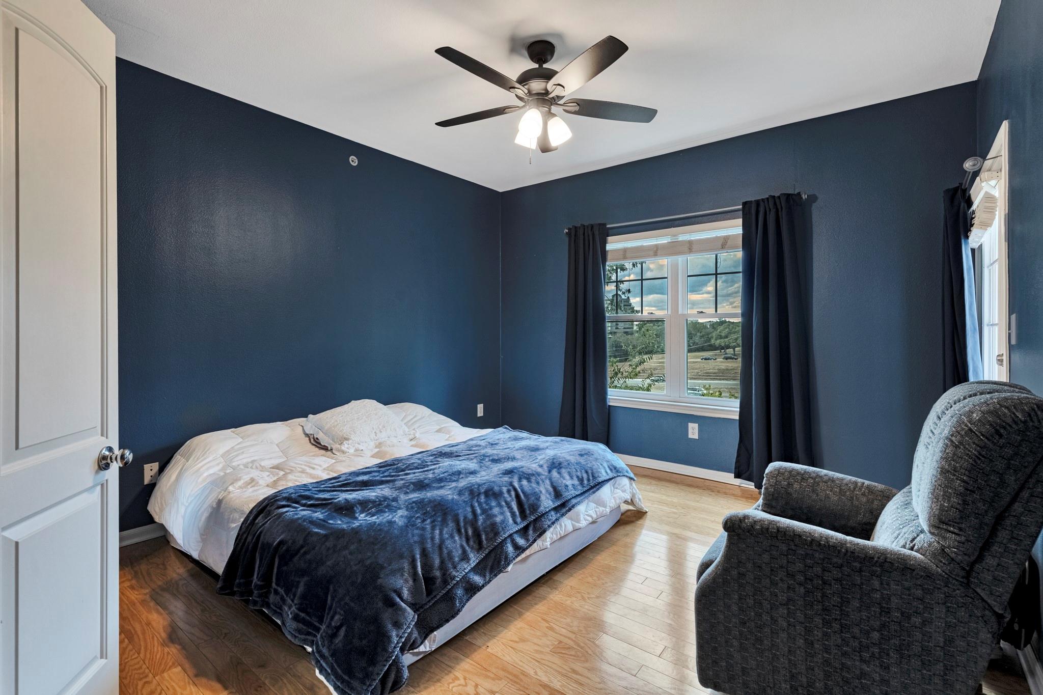 9525 N Capital Of Texas Highway # 124