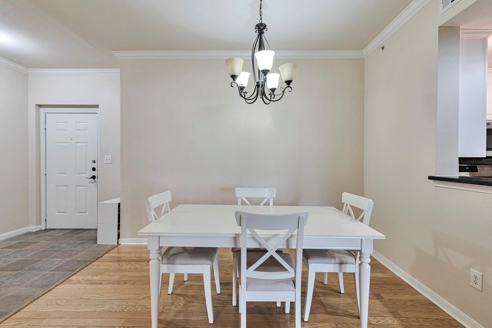 9525 N Capital Of Texas Highway # 124